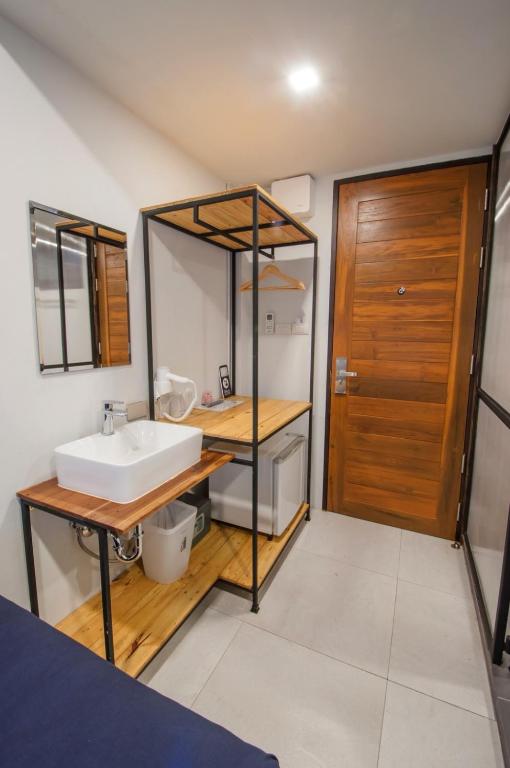 Sathu Hotel photo 3