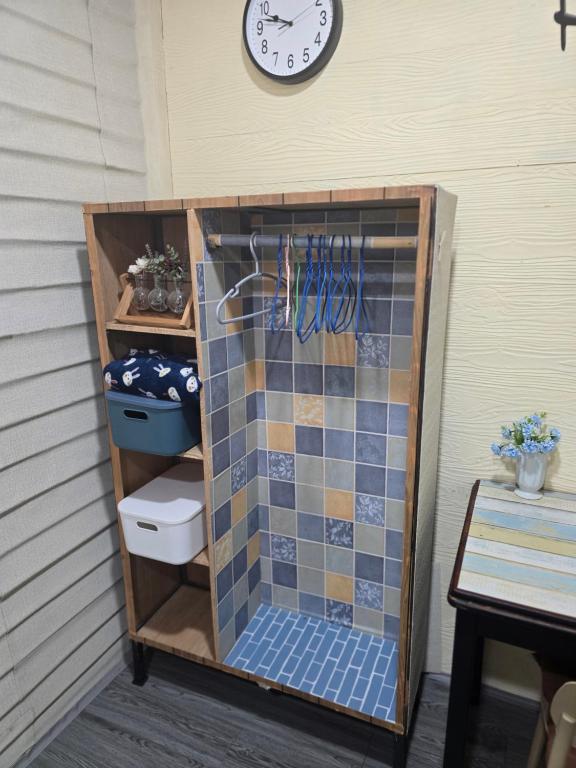 204 Olan Place Spacious Studio with fan and Wi-fi near BTS Skytrain photo 3