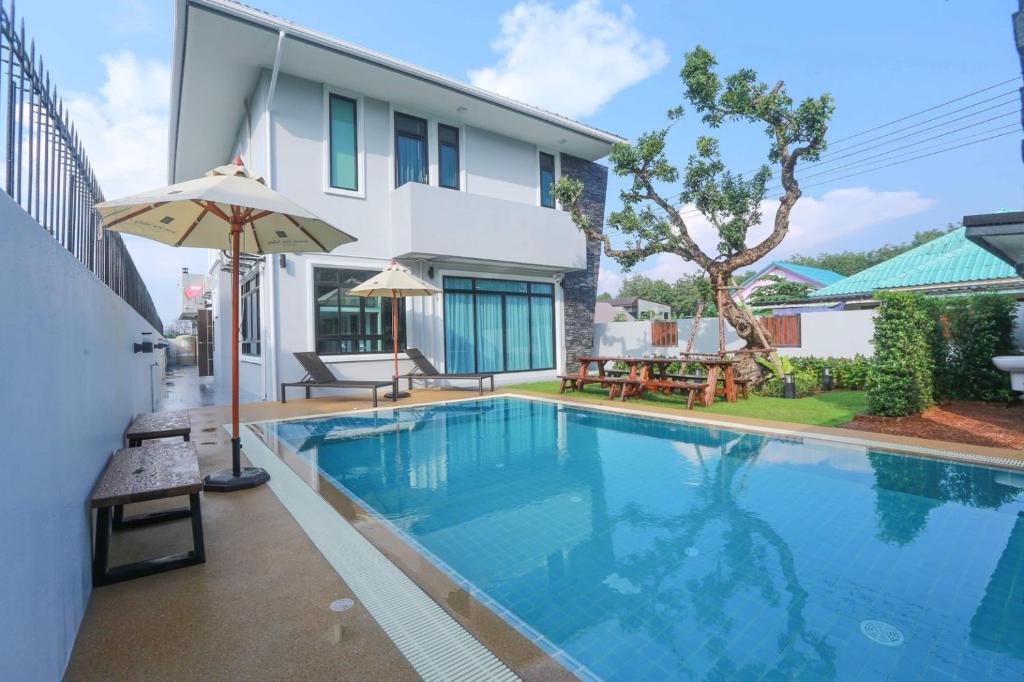 Summer Sense Sattahip Pool Villa — photo 1