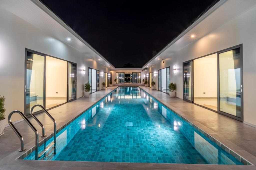 T M L-Manor House 6 bedroom-independent swimming pool and powerful KTV — photo 1