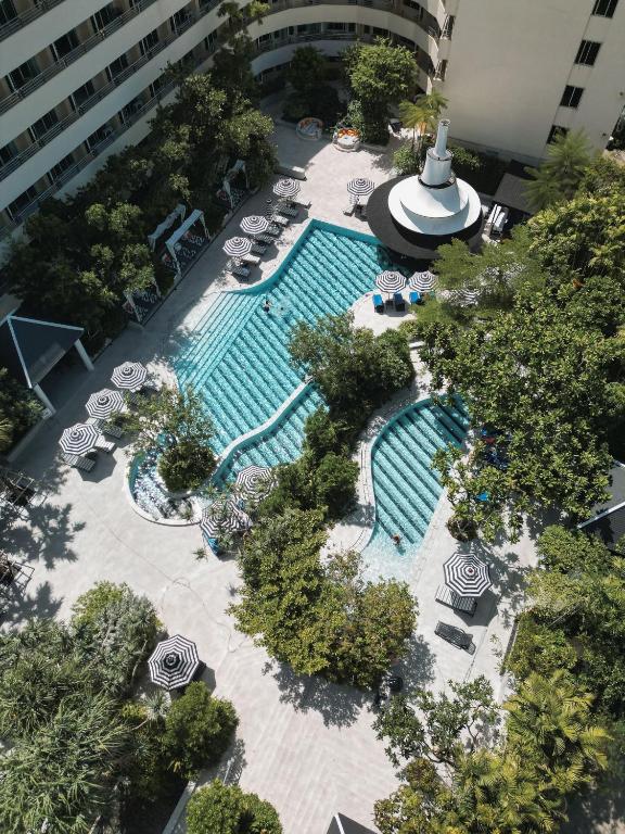 The Royal Paradise Hotel & Spa photo 2