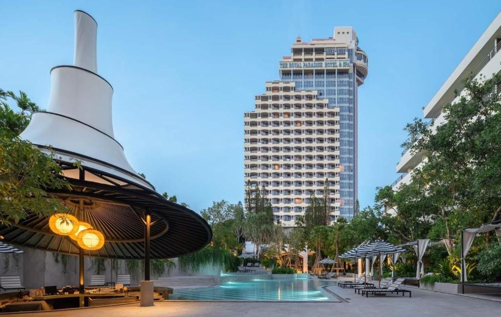 The Royal Paradise Hotel & Spa photo 3