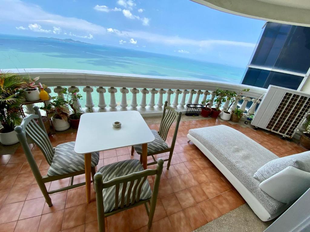 Sky Beach Sea view photo 3