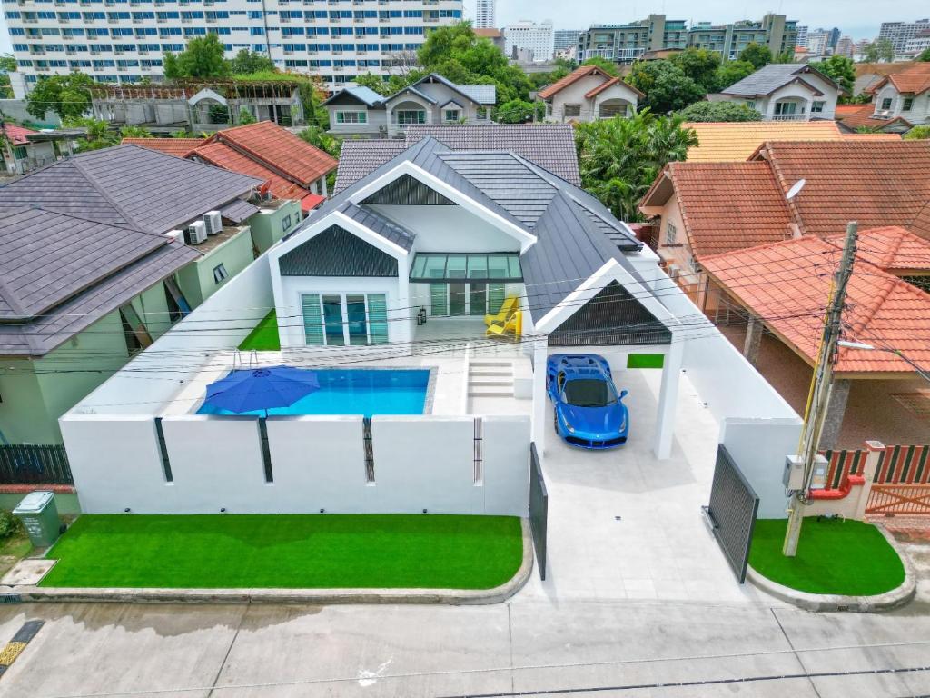 Villa TPSV 35 Modern House 4 bedrooms with private pool — photo 1