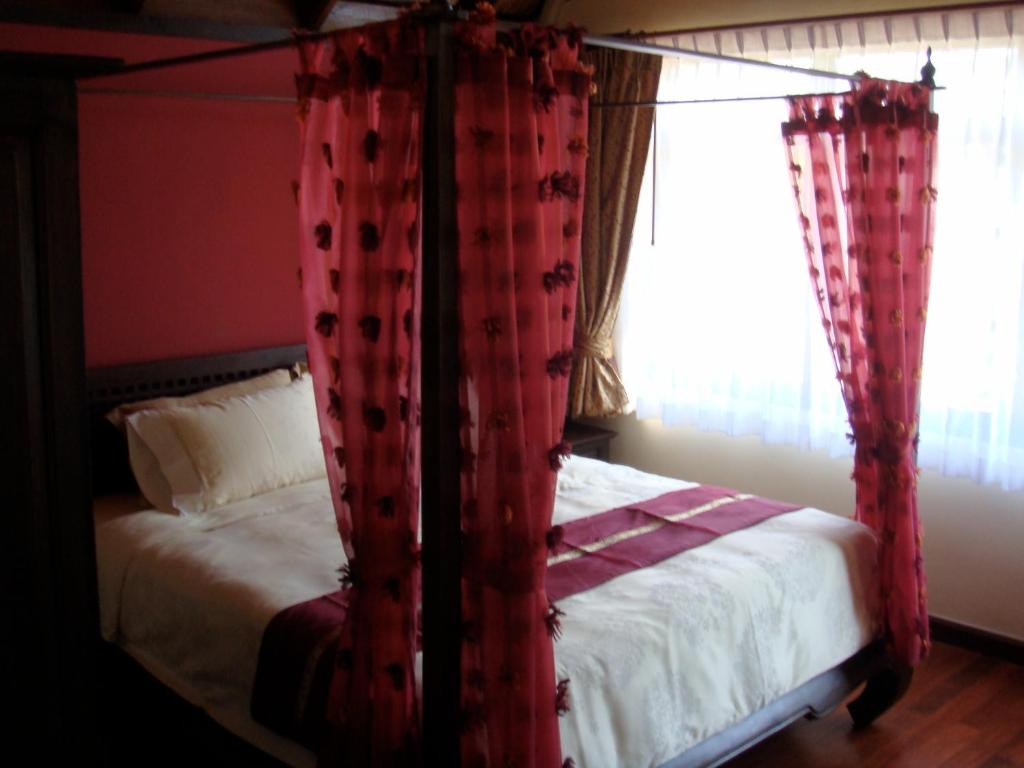 Sunset Apartment Phuket photo 2