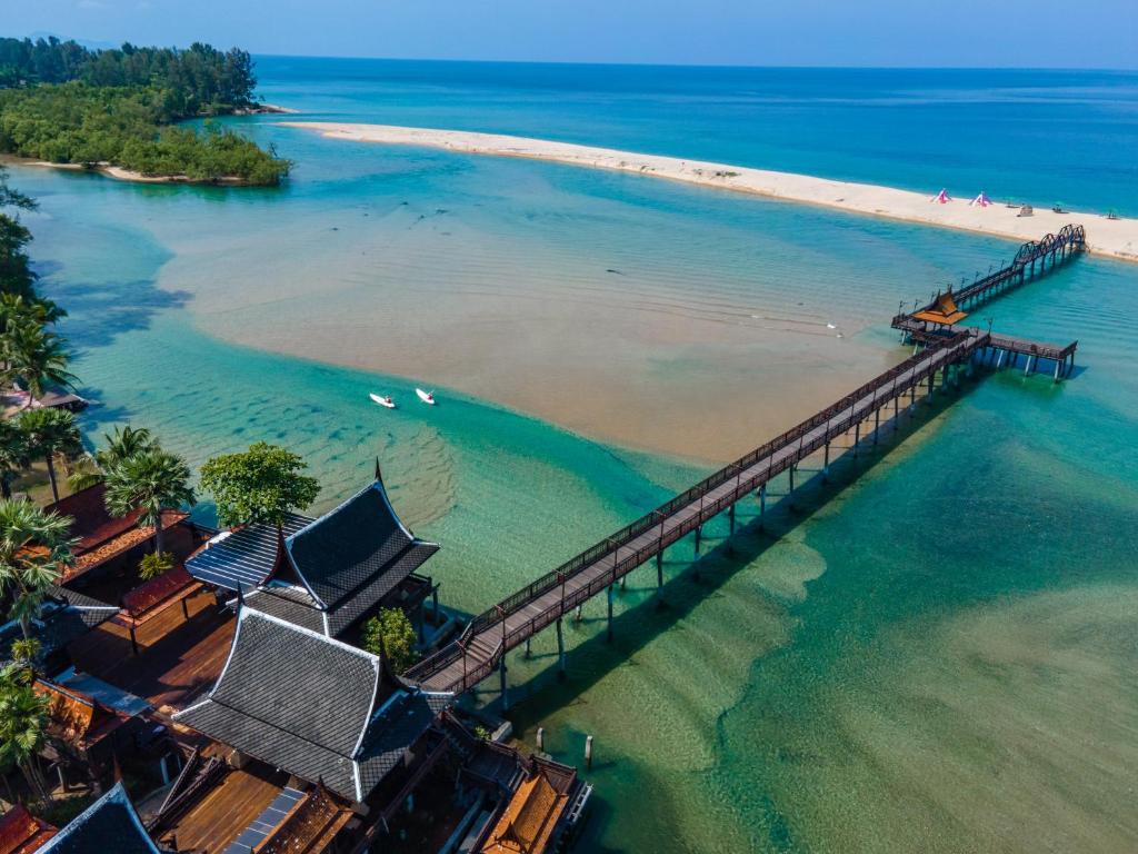 The Hotspring Beach Resort & Spa - SHA Extra Plus — photo 1
