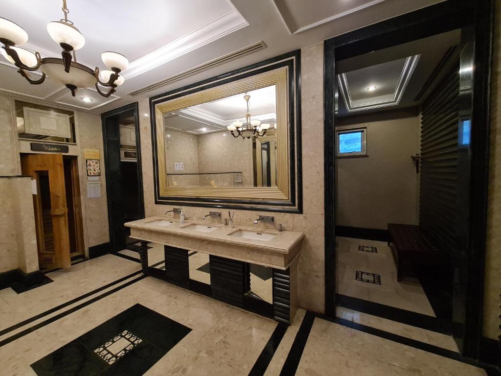 The Address Chidlom 41sqm Studio 650m BTS Chit Lom photo 3