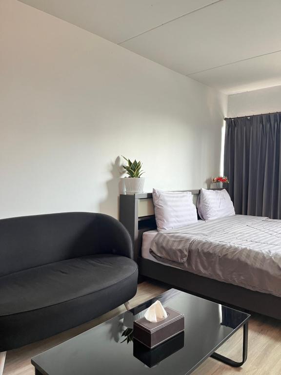 T12 Popular Condo By : hunnity — photo 1