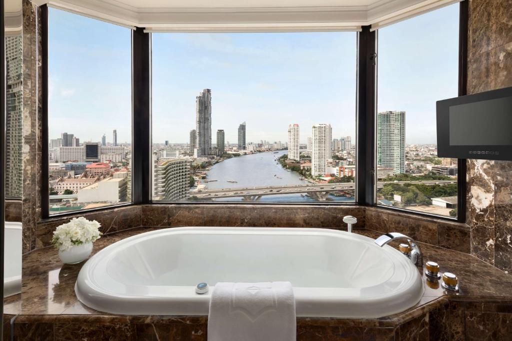 Shangri-La Bangkok photo 2