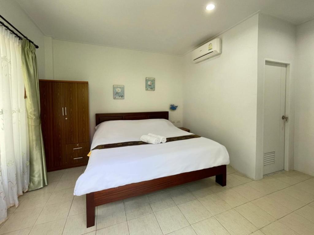 Surinbeach Double Room 102 — photo 1