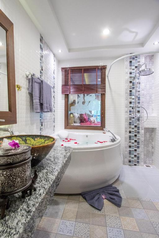Thanyawintra Boutique and Spa photo 2