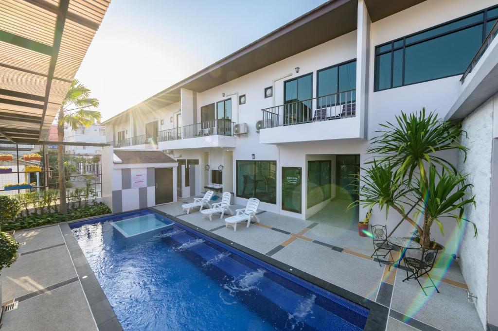 Top Residence — photo 1
