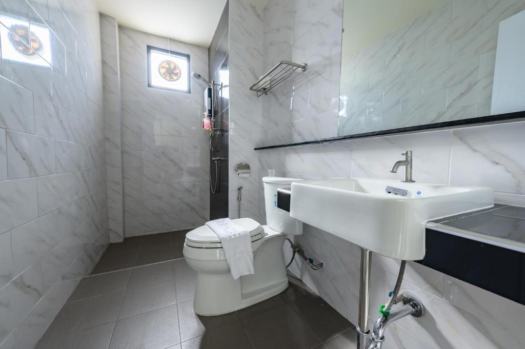Top Residence photo 3