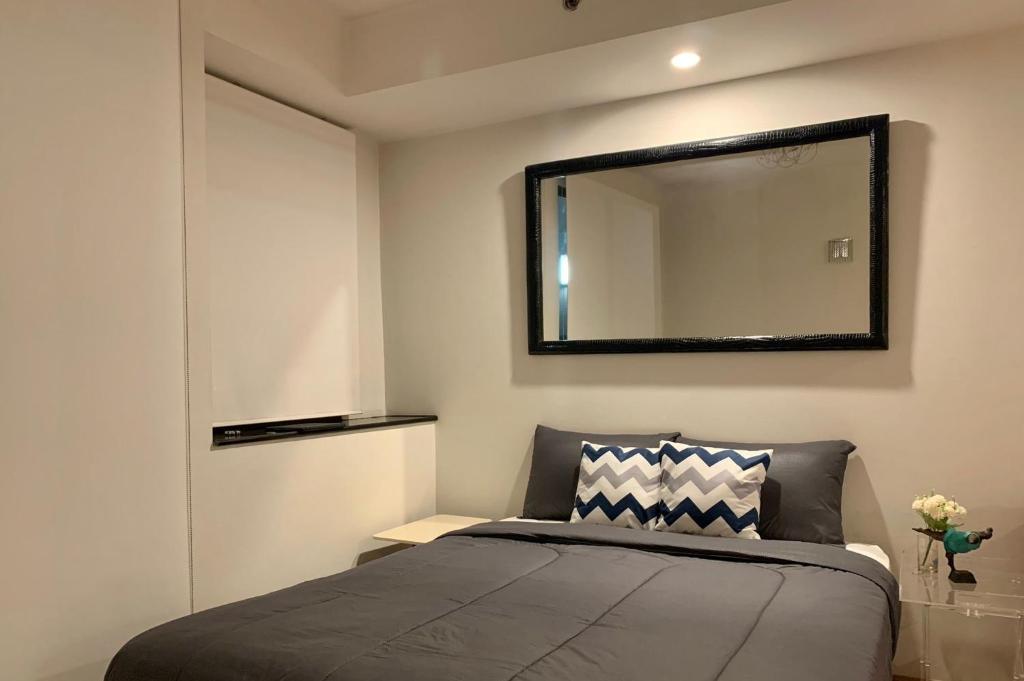Supalai Oriental Place — photo 1