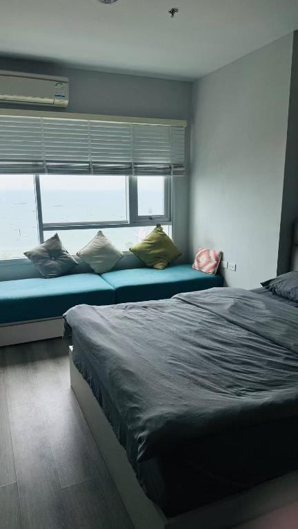 Seaview Condo The scenery is beautiful photo 2