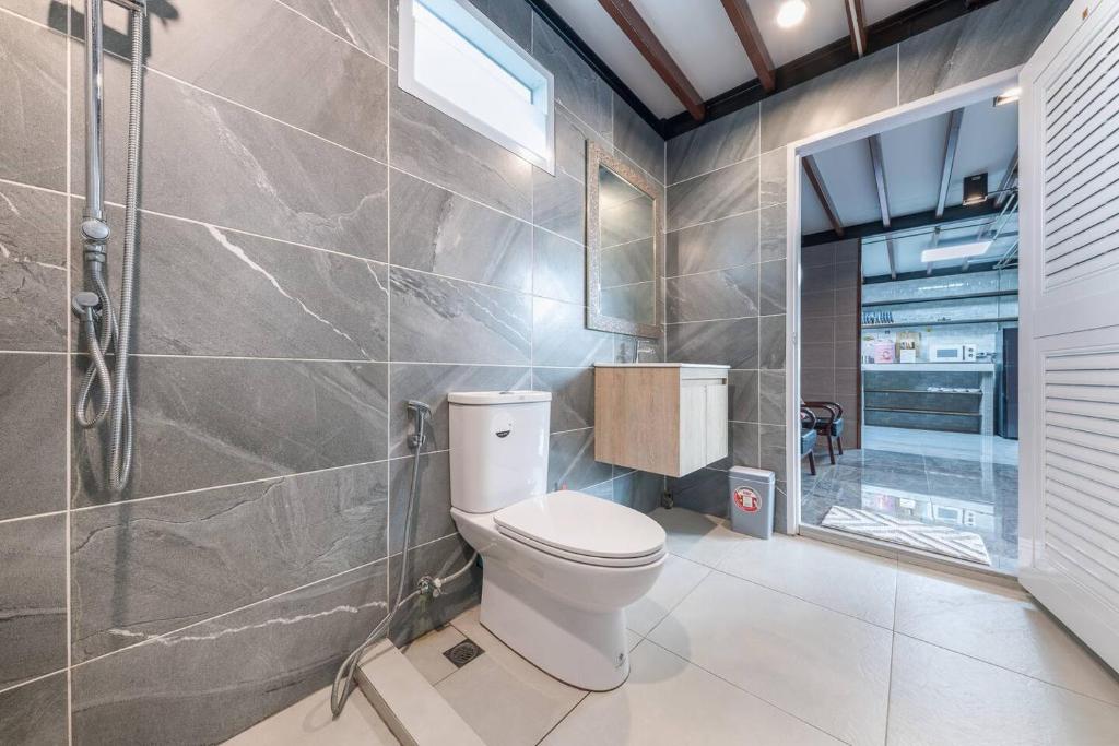 Thananya Apartment photo 3