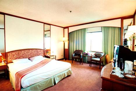 The Regency Hotel Hatyai photo 2
