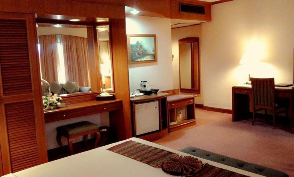 The Regency Hotel Hatyai photo 3