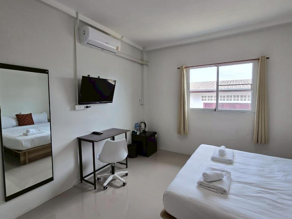 The White Residence photo 2