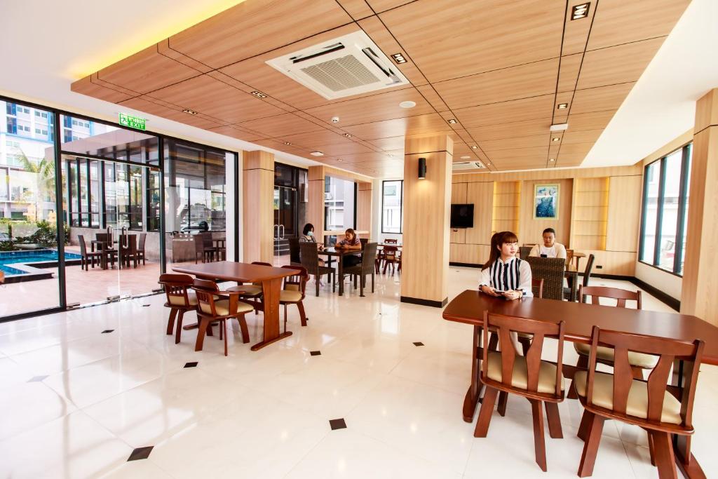 Siri Hotel Lumphun photo 3