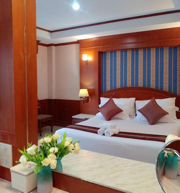 The Lion King Hotel by Thai Baan Ozone Udonthani photo 2