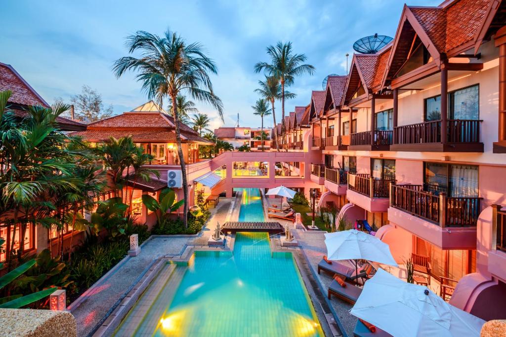 Seaview Patong Hotel - SHA Plus photo 2