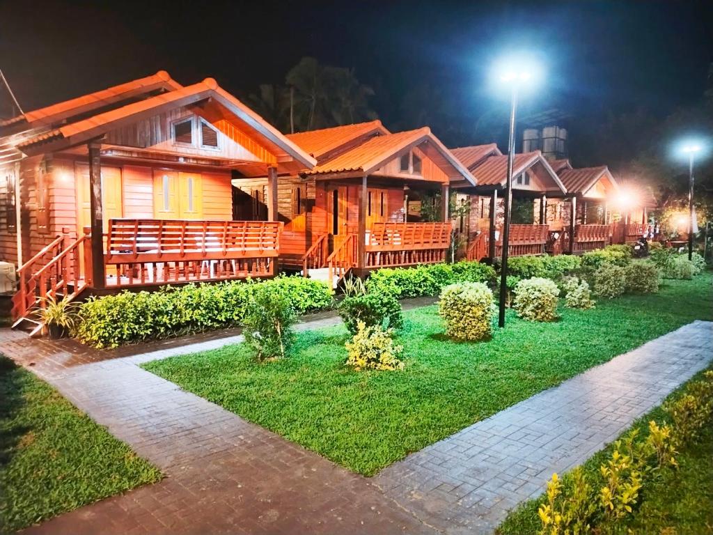 Song Lay Resort, Koh Mook, Trang THAILAND — photo 1