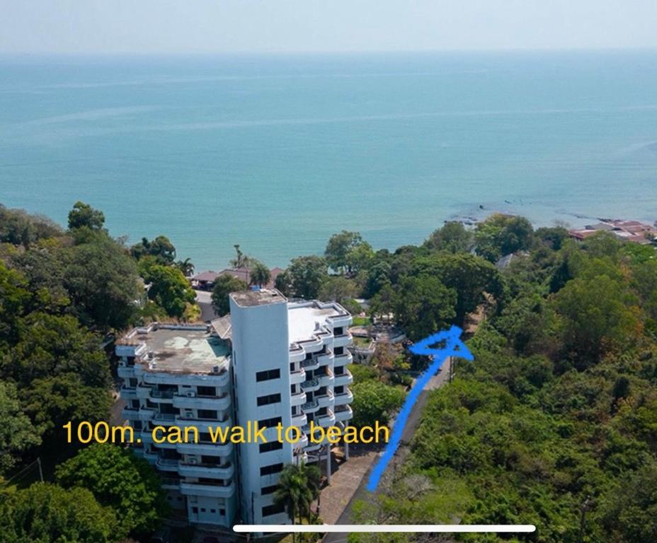 TRIPLET Suite Rayong Seaview Private Beach — photo 1