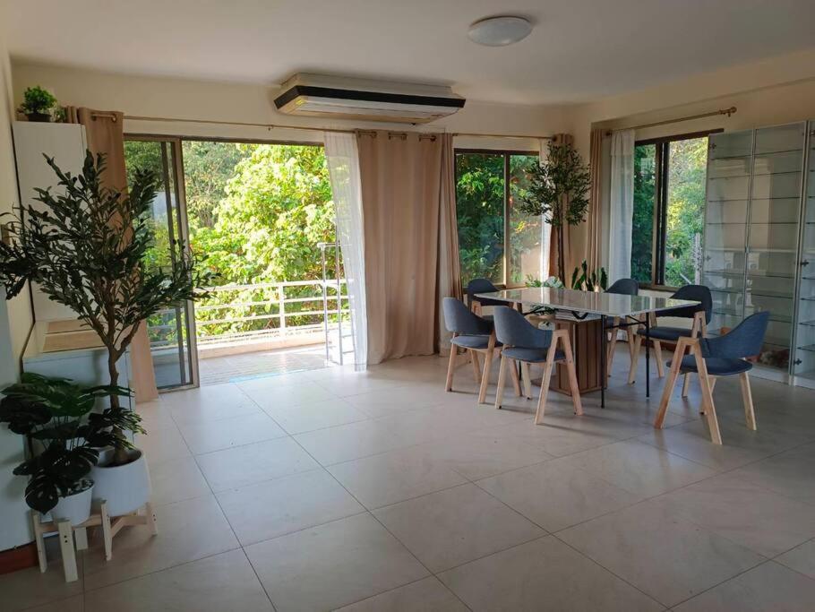 TRIPLET Suite Rayong Seaview Private Beach photo 2