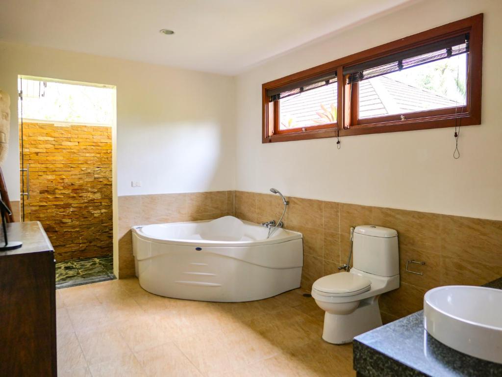 Tropical Garden 3Br Villa Sansuk Private pool photo 3