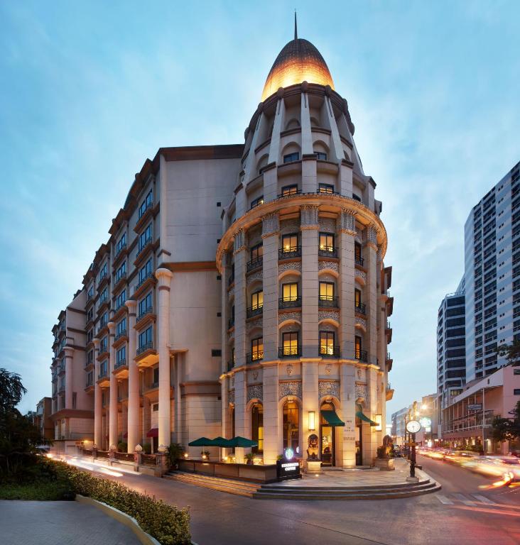 The Davis Bangkok photo 2