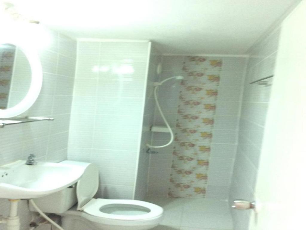 Comfortable studio T8 Impact Bangkok Thailand photo 3