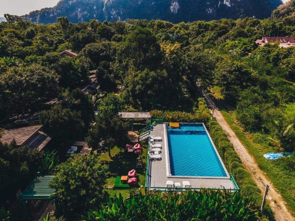 Khao Sok Royal Bamboo Lodges - SHA Certified — photo 1