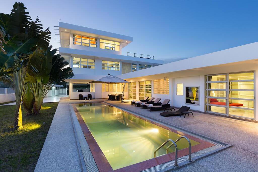 Secluded Paradise Your Exclusive Villa Retreat V82 — photo 1