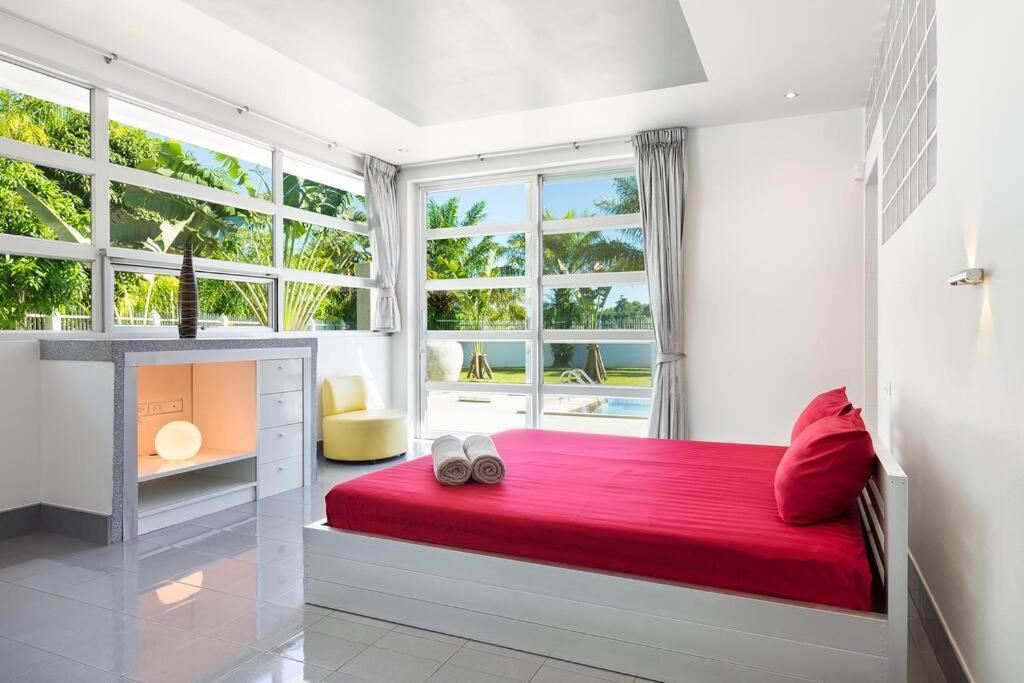 Secluded Paradise Your Exclusive Villa Retreat V82 photo 2