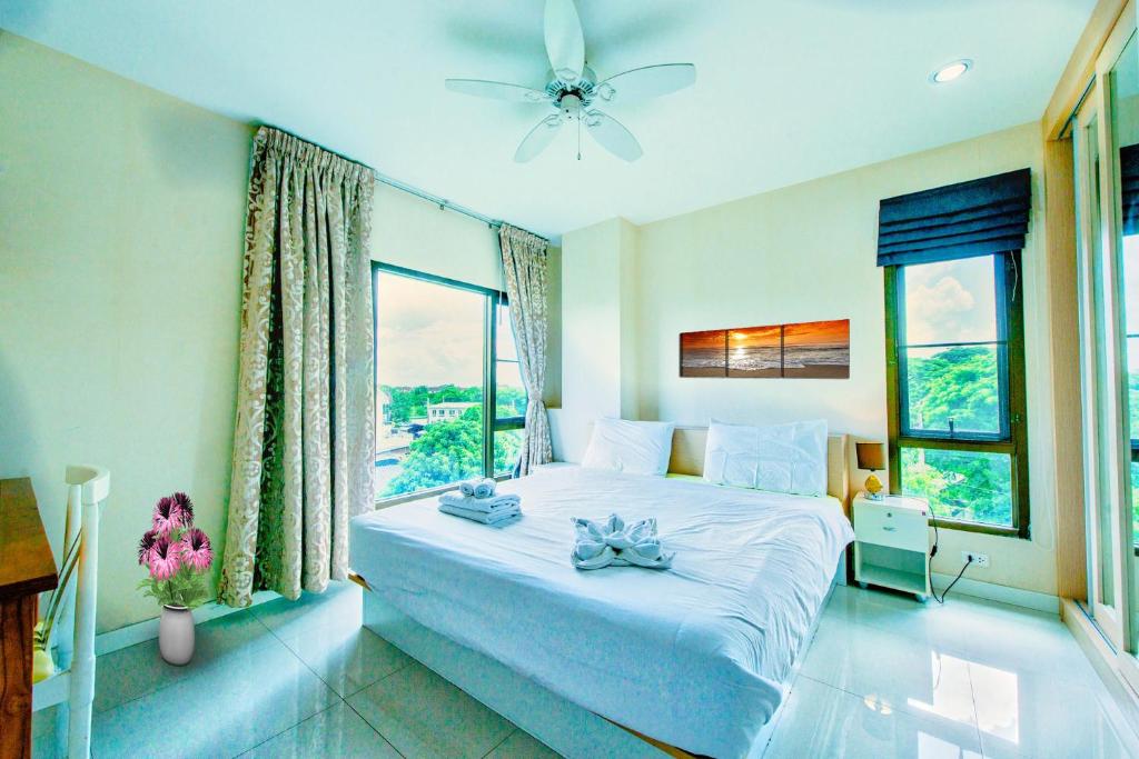 Tree Boutique Residence - Quiet Oasis - Stunning View photo 2