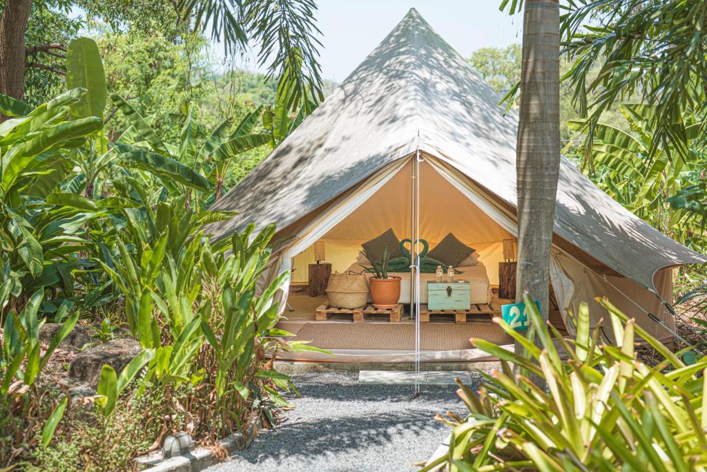 Roost Glamping - SHA Certified photo 2