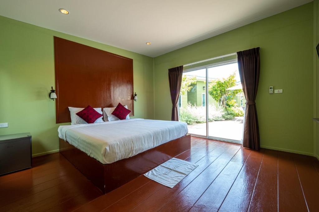 Sky Hip Resort - SHA Certified photo 2