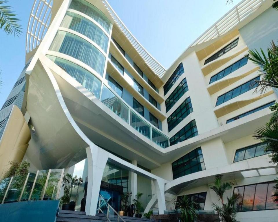 The Xtreme Suites — photo 1