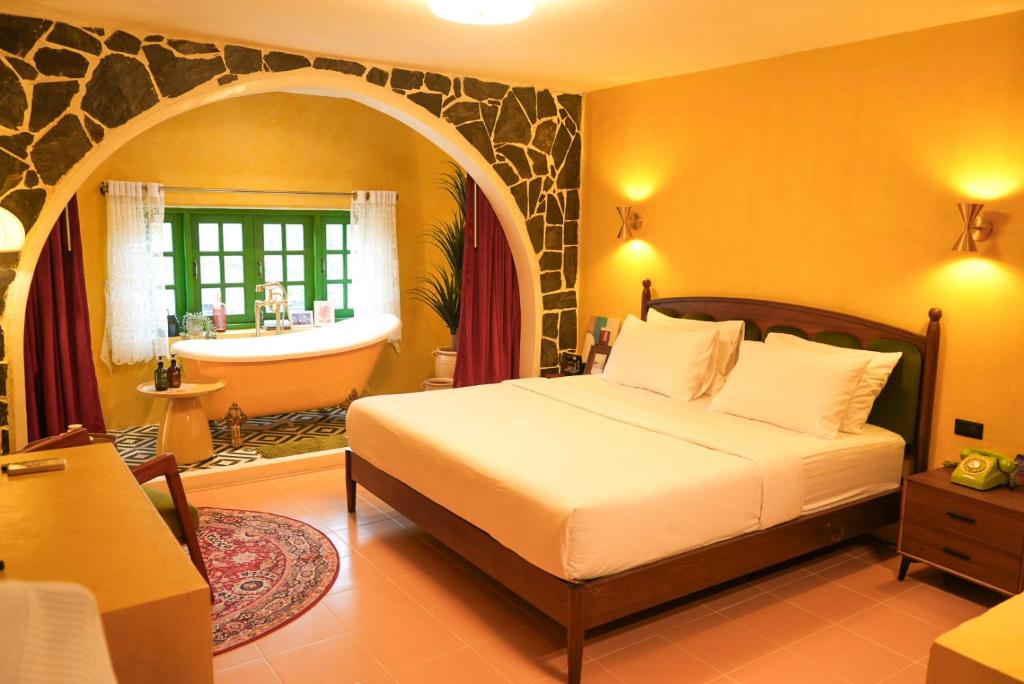 The Castello Resort photo 2