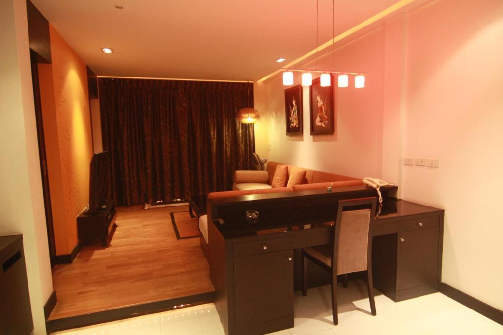 Room 6 pattaya tower — photo 1