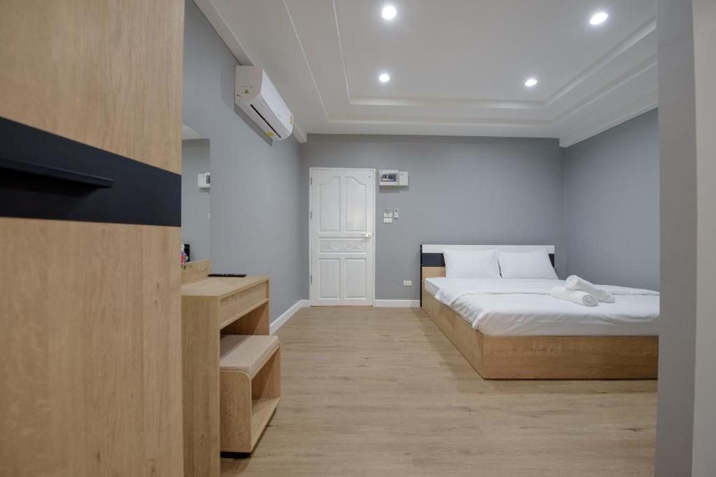 The New Residence Buriram photo 2