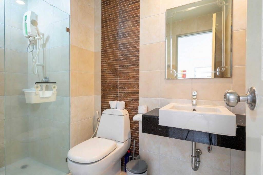 Royal Kamala - Peaceful Private Rooftop Pool Apartment in Kamala photo 3