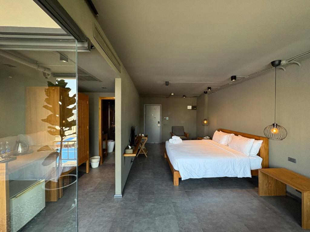 Centric Place Hotel — photo 1
