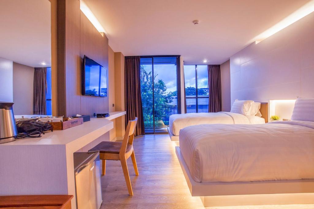 The Zense Boutique Hotel photo 2