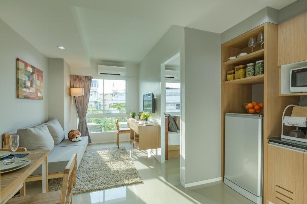 Thongchen Residence photo 3