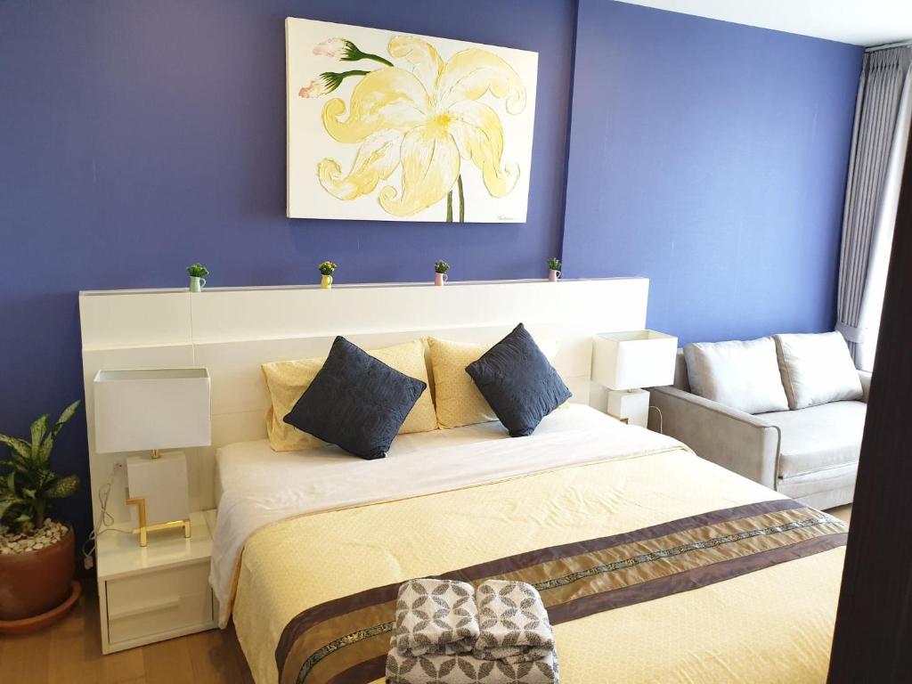 The Astra Chiang Mai family room photo 2