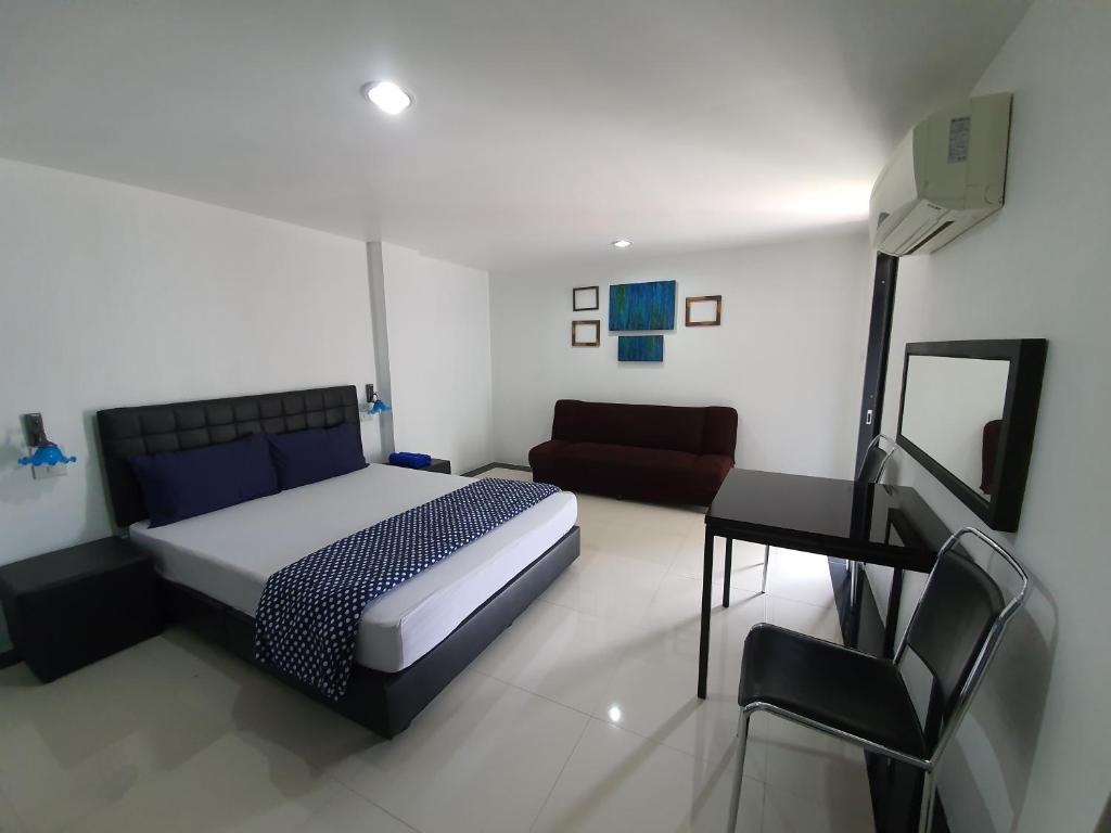 @Room Apartment photo 2