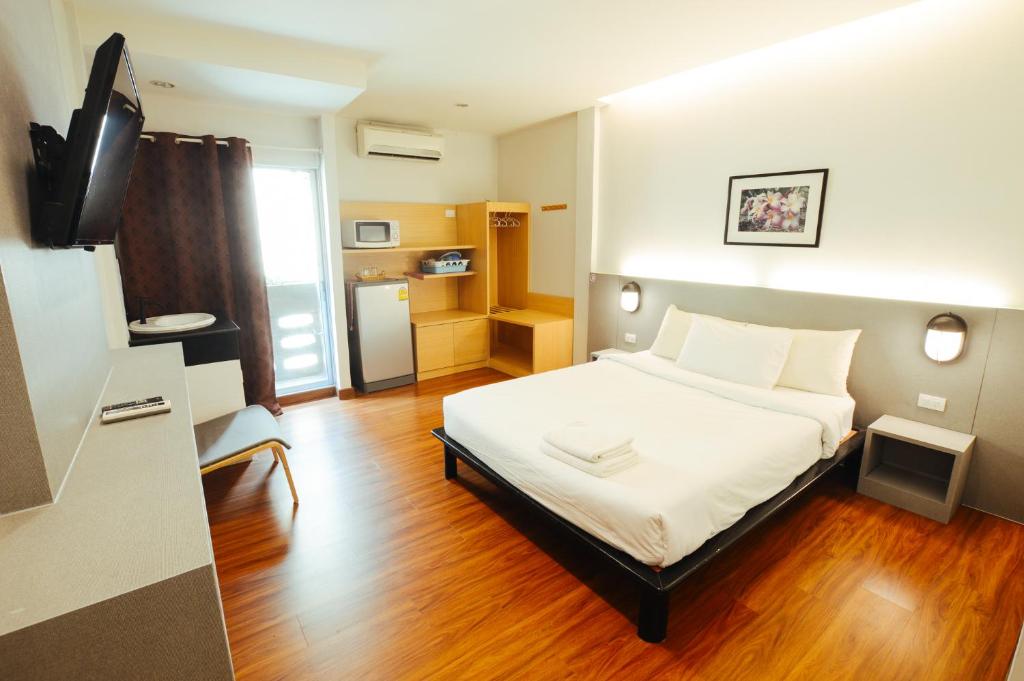 Thaiphiphat house photo 2