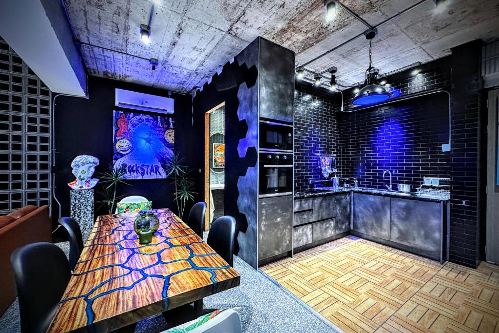 Z Loft Seaside FashionDesigner Loft photo 3
